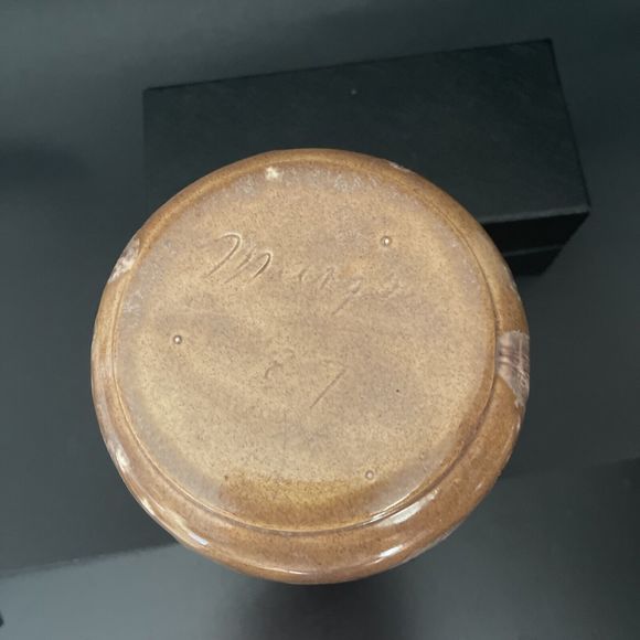 Art Pottery  Ware Brown Drip Glaze Vase Height 6’ - Picture 4 of 4